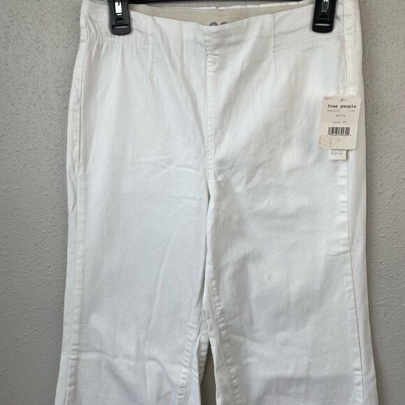 NWT We The Free White Flared Pants Sizes 27 or 28 - Picture 2 of 7